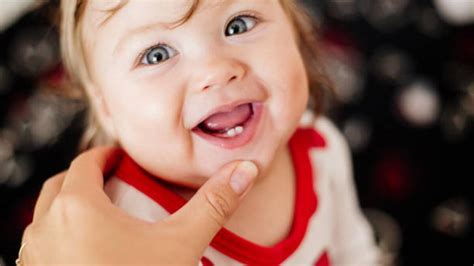 7 aylık bebek diş çıkarma belirtileri